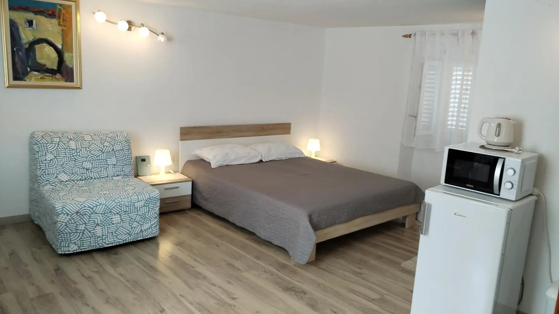 Apartments Nevija Valun Croatia
